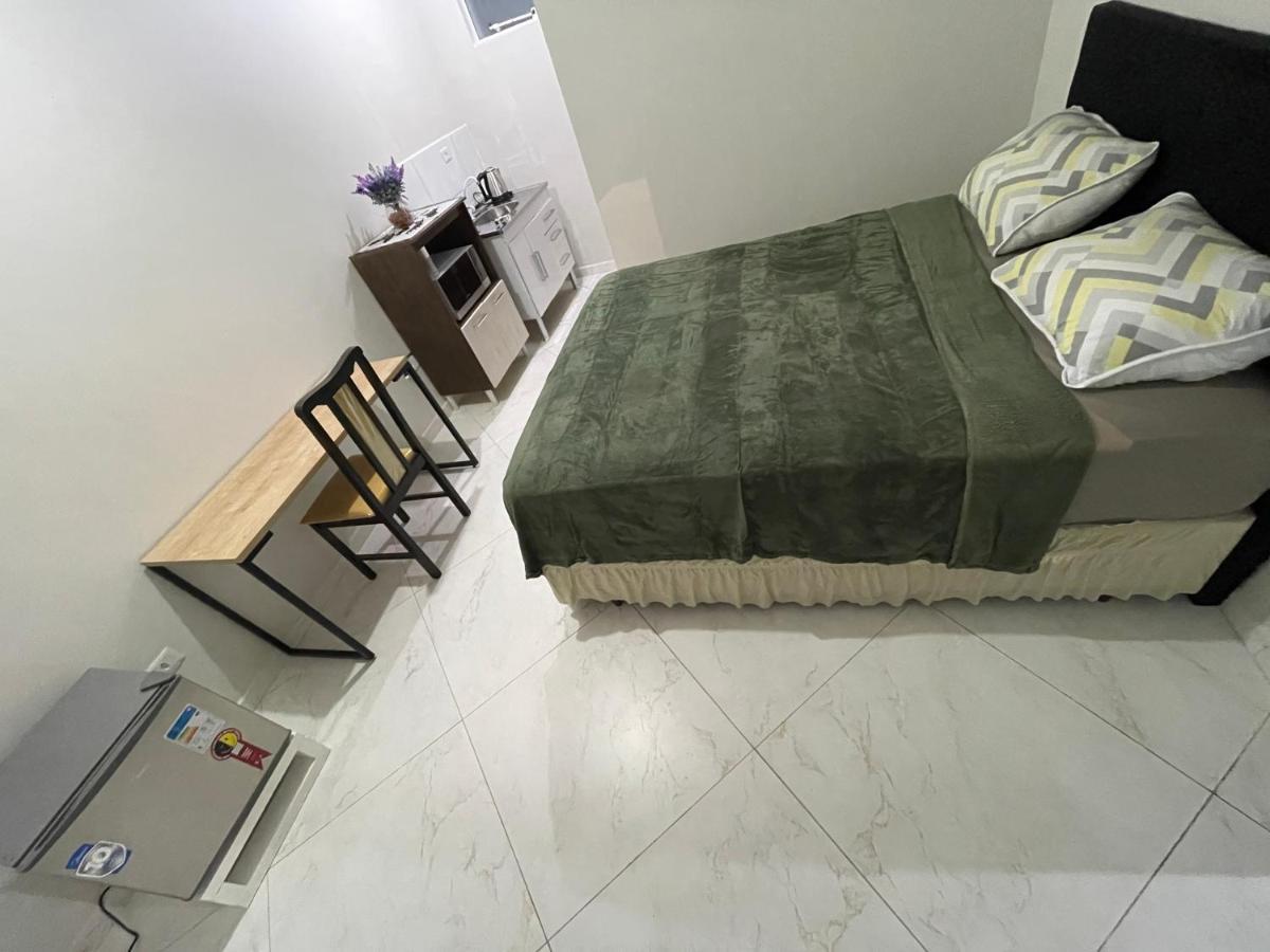 Linda Suite Proxima Ao Aeroporto E Jardim Botanico クリチバ エクステリア 写真